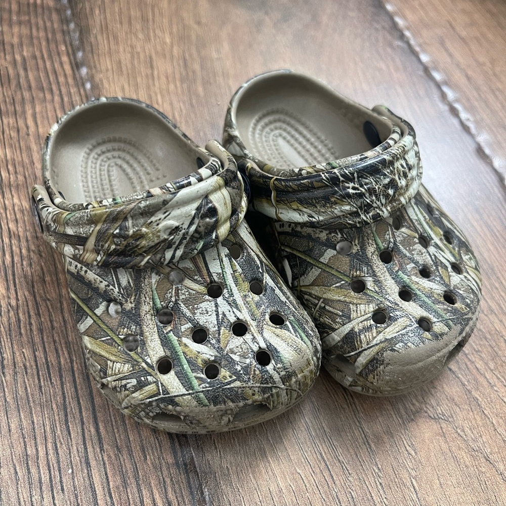 - Toddler/Infant Camo Crocs